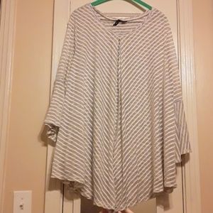 Great for fall, layered look, bell sleeved blouse